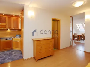 Pronájem bytu 5+kk, Praha, Jenštejnská, 175 m2