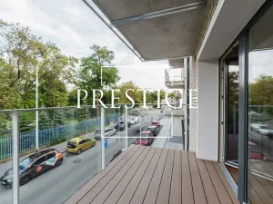 Pronájem bytu 2+kk, Praha - Smíchov, Kobrova, 81 m2