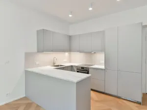 Pronájem bytu 2+kk, Praha - Vršovice, Bulharská, 65 m2