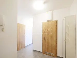 Pronájem bytu 2+kk, Praha - Hlubočepy, Miloše Havla, 54 m2