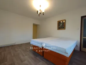 Pronájem rodinného domu, Hněvkovice - Nová Ves u Dolních Kralovic, 180 m2