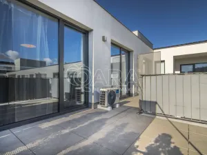 Prodej bytu 2+kk, Horoměřice, Velvarská, 53 m2