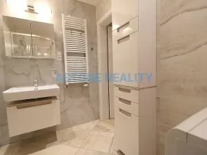 Prodej bytu 2+kk, Praha - Žižkov, Olšanská, 51 m2