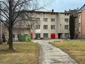 Prodej výrobních prostor, Krnov, Nádražní, 1875 m2