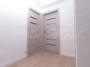 Prodej bytu 4+kk, Ostopovice, B. Němcové, 170 m2