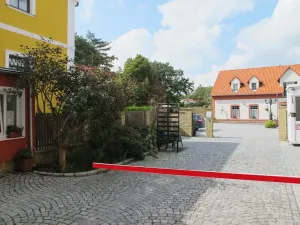 Pronájem kanceláře, Praha - Řepy, Žalanského, 40 m2