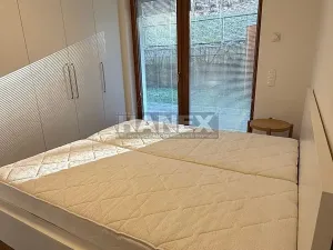 Prodej bytu 2+kk, Praha - Košíře, Naskové, 52 m2