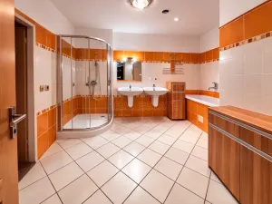 Pronájem bytu 2+1, Hlučín, Mírové náměstí, 127 m2