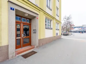 Pronájem bytu 2+kk, Hradec Králové - Pražské Předměstí, U Koruny, 60 m2