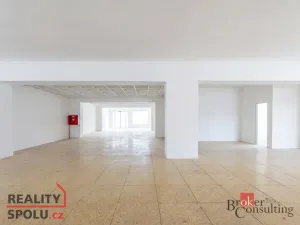 Pronájem kanceláře, Benešov, 190 m2
