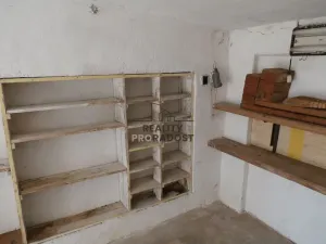 Pronájem garáže, Znojmo, Pražská, 17 m2