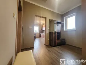 Pronájem rodinného domu, Libiš, Za Kralupkou, 100 m2