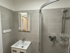Pronájem bytu 2+kk, Zlín - Malenovice, Hřebíčkova, 34 m2