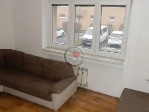 Pronájem bytu 1+kk, Třebíč - Horka-Domky, Václavské nám., 20 m2