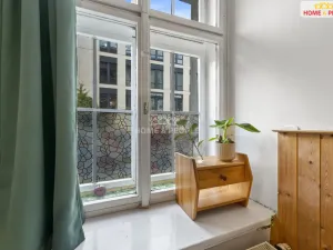 Pronájem bytu 2+1, Praha - Holešovice, Veletržní, 52 m2