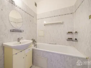 Prodej bytu 3+1, Sokolov, Jednoty, 75 m2