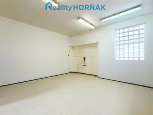 Prodej výrobních prostor, Bechyně, U Vodojemu, 496 m2