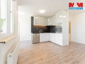 Prodej bytu 3+kk, Klecany, V Honech, 68 m2