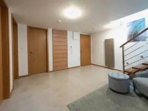 Pronájem bytu 4+kk, Praha - Holešovice, Komunardů, 196 m2