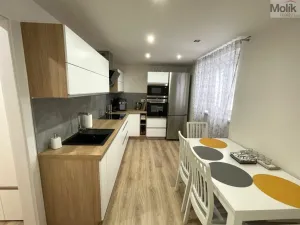 Pronájem bytu 2+1, Meziboří, Okružní, 58 m2