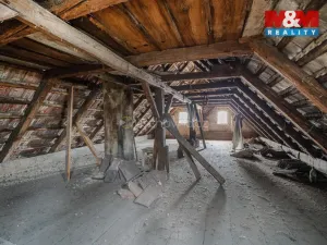 Prodej rodinného domu, Spomyšl, 350 m2