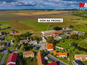 Prodej rodinného domu, Spomyšl, 350 m2