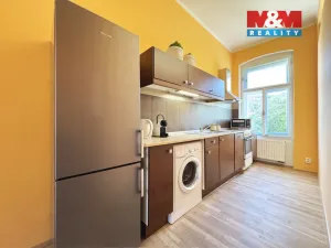 Prodej bytu 3+1, Karlovy Vary, Škroupova, 96 m2