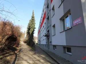 Prodej bytu 3+1, Děčín - Děčín II-Nové Město, Kamenická, 64 m2