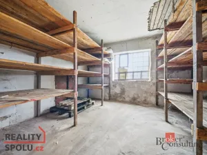 Pronájem skladu, Stěžery, 65 m2