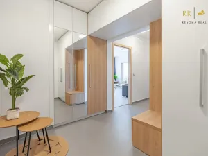 Prodej bytu 3+1, Brno, Krymská, 70 m2