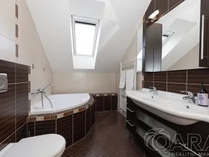 Prodej rodinného domu, Dolní Břežany, K Písnici, 98 m2