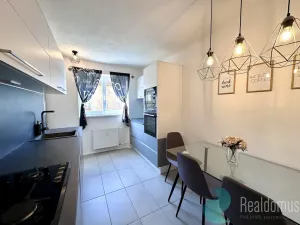 Pronájem bytu 1+1, České Budějovice, Pabláskova, 45 m2