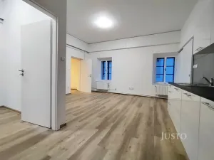 Pronájem bytu 2+kk, Písek - Vnitřní Město, Soukenická, 54 m2
