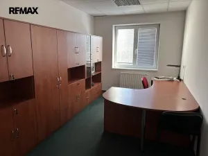Pronájem kanceláře, Frýdek-Místek - Frýdek, Na Poříčí, 467 m2