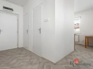 Pronájem bytu 2+1, Ostrava - Poruba, Porubská, 56 m2