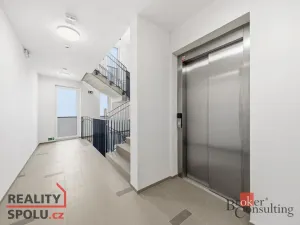 Pronájem bytu 2+kk, Pardubice - Pardubičky, Nová Tesla, 53 m2