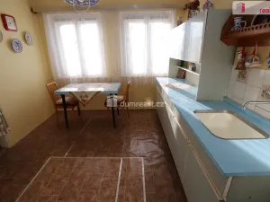 Prodej bytu 2+1, Aš, Zelená, 65 m2