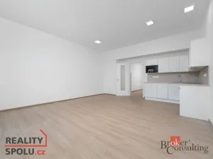 Pronájem bytu 1+kk, Jablonec nad Nisou - Kokonín, Krkonošská, 50 m2