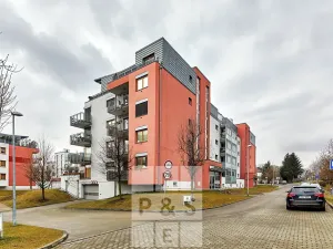 Pronájem bytu 3+kk, Praha - Liboc, Naardenská, 97 m2