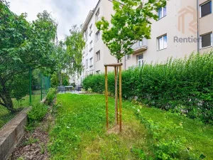 Pronájem bytu 1+kk, Praha - Střešovice, Myslbekova, 30 m2