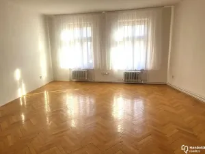 Pronájem bytu 1+1, Olomouc, Dolní náměstí, 53 m2
