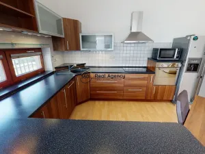 Pronájem bytu 3+kk, Praha - Štěrboholy, Laudonova, 135 m2