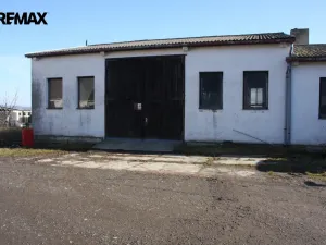 Pronájem komerční nemovitosti, Oslov, 430 m2