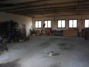 Pronájem komerční nemovitosti, Oslov, 430 m2