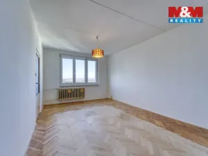 Prodej bytu 2+1, Karlovy Vary - Doubí, Modenská, 60 m2