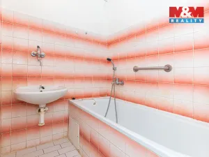 Prodej bytu 3+1, Dvůr Králové nad Labem, Pod Slévárnou, 73 m2