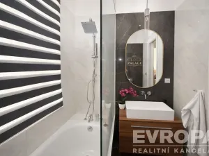 Pronájem bytu 2+kk, Praha - Vinohrady, U Zvonařky, 69 m2