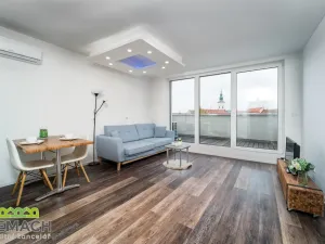 Pronájem bytu 2+kk, Uherské Hradiště, Jindřicha Pruchy, 144 m2