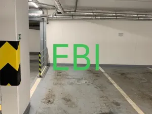 Pronájem garážového stání, Praha - Veleslavín, Pod dvorem, 18 m2