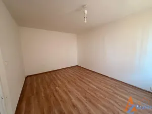 Pronájem bytu 1+1, Chomutov, Kyjická, 37 m2